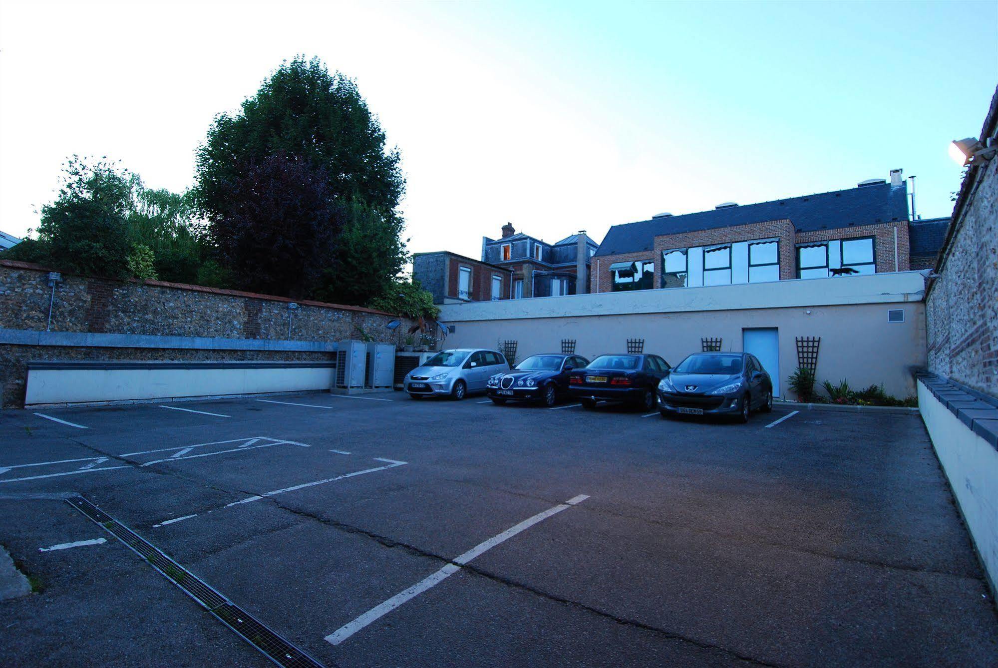 Ermitage Bouquet Hotel Rouen Exterior photo