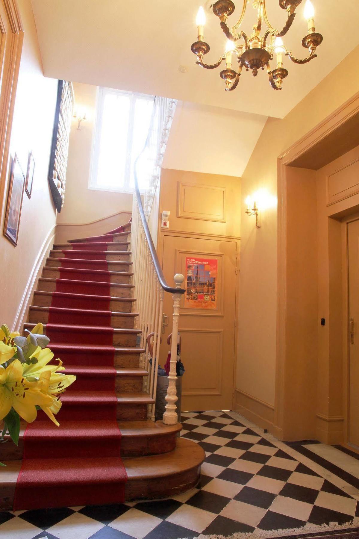 Ermitage Bouquet Hotel Rouen Exterior photo